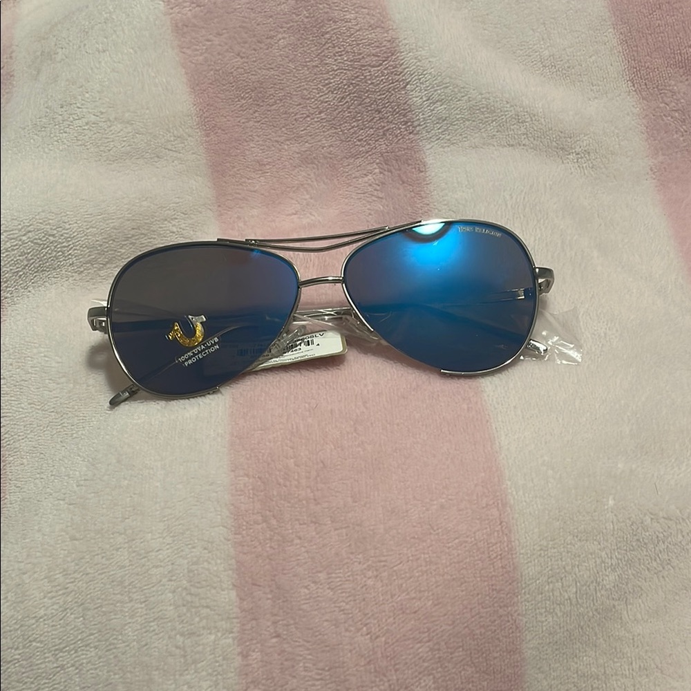 Blue Aviator Sunglasses